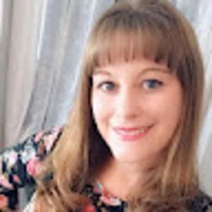 Meet your Posher, Caroline